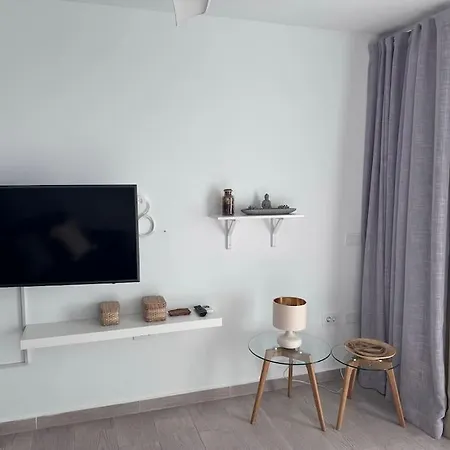 Beautiful In South Tenerife - Pearly Grey كالاو سالفاجي